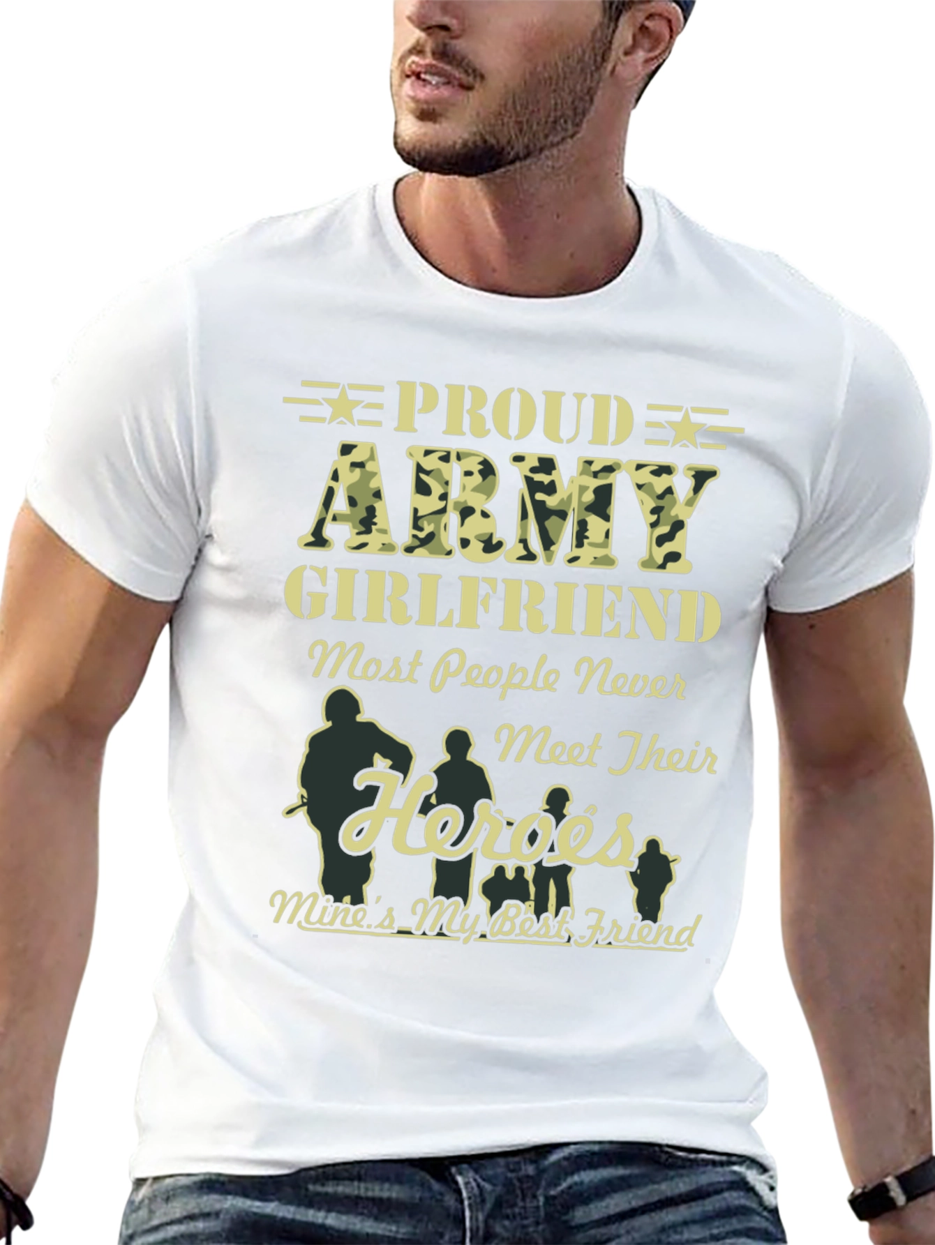 Proud Army Girlfriend Graphic T-Shirt