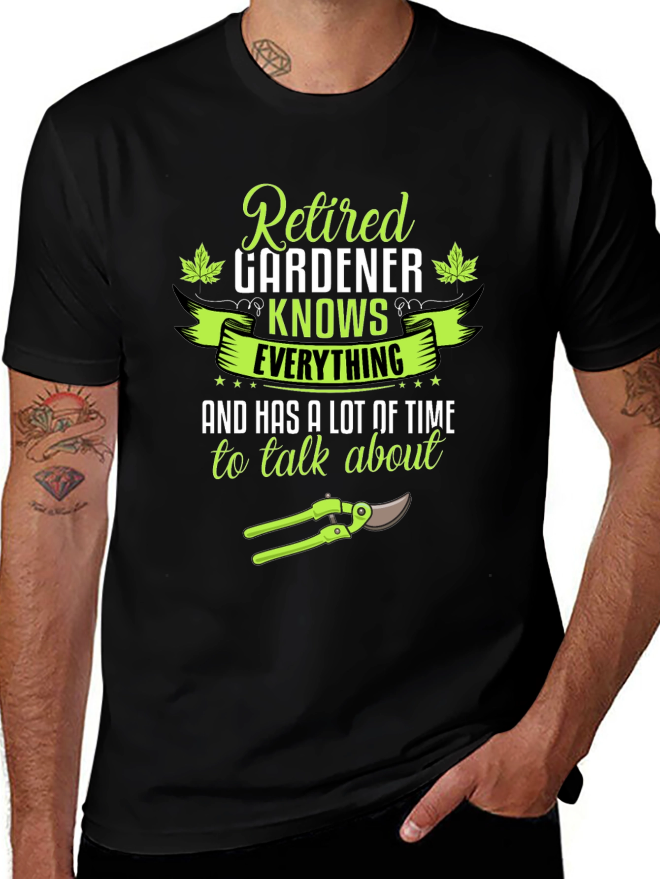 Retired Gardener T-Shirt - Knows Everything