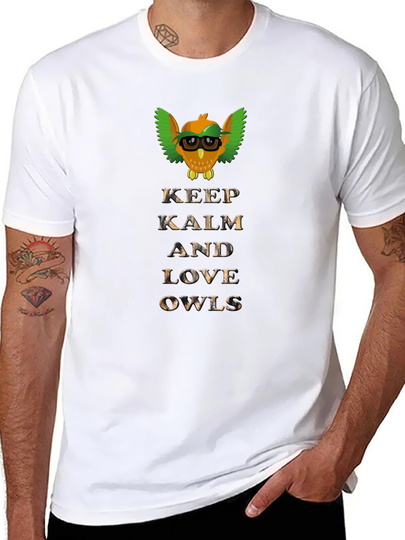 Keep Calm and Love Owls T-Shirt