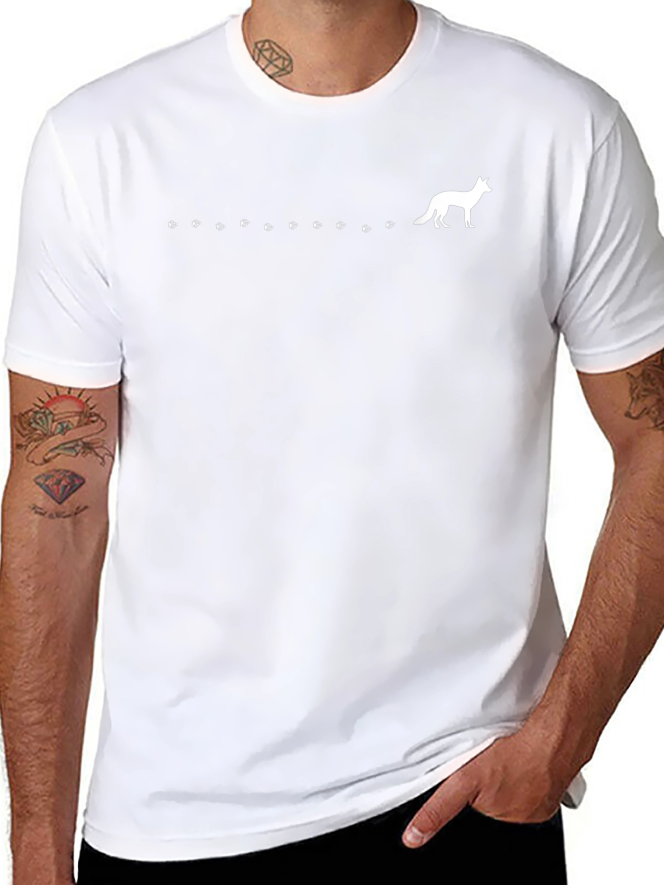 Fox Track T-Shirt - Stylish Animal Print