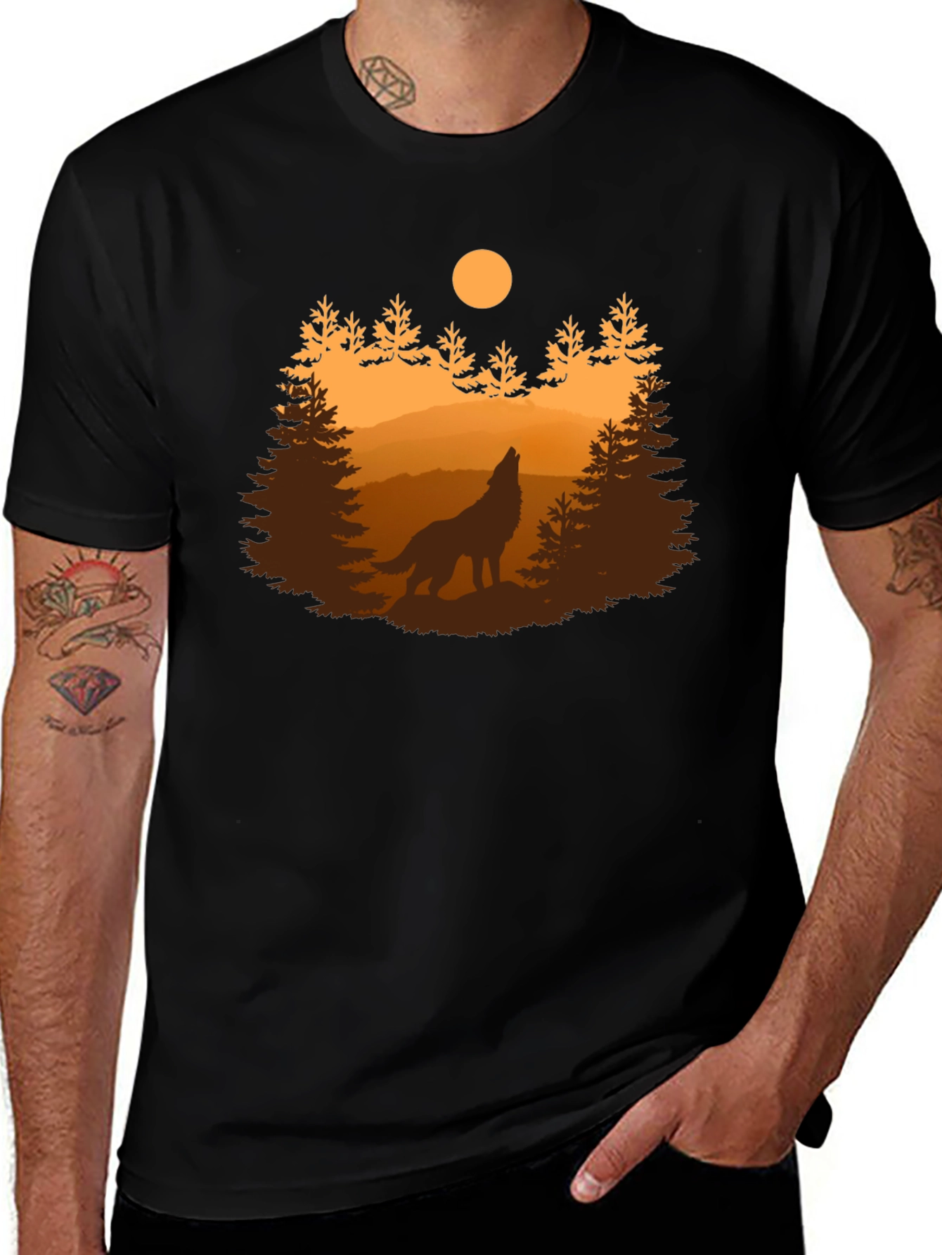 Wolf Howling at Moon T-Shirt