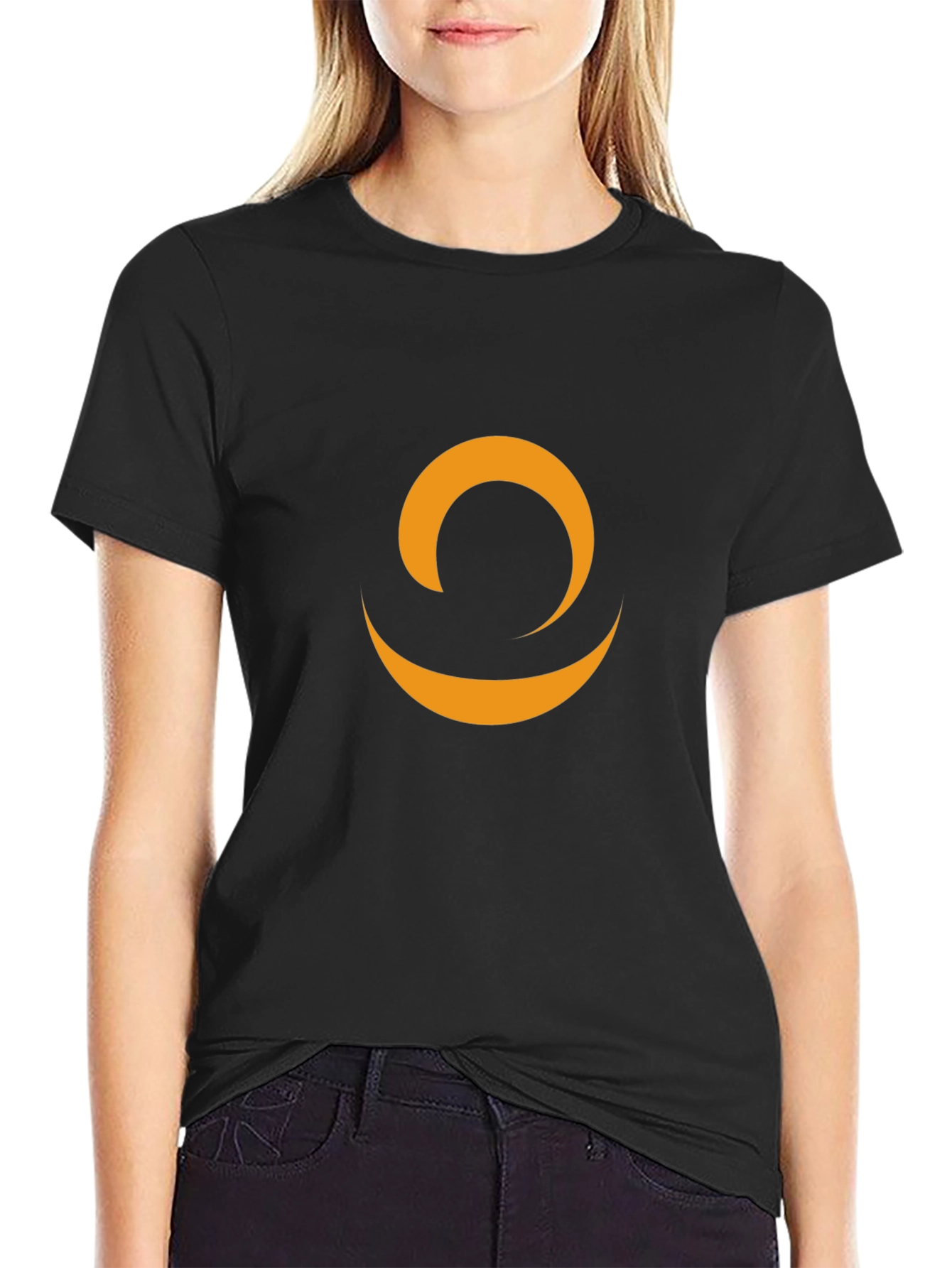 Minimalist Crescent Moon Graphic Black Tee