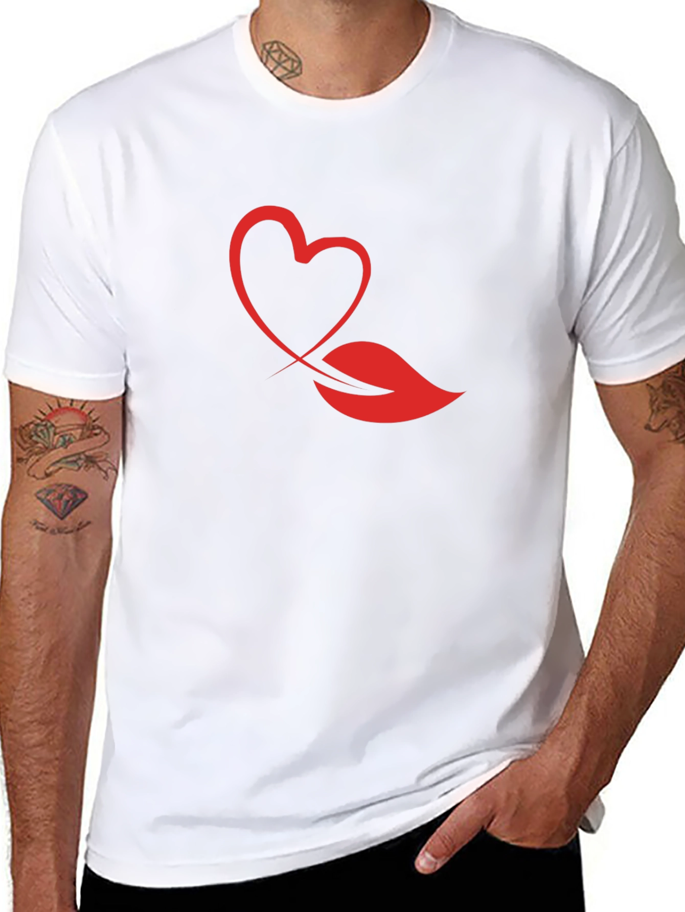 Heart & Lips Graphic Print Black T-Shirt